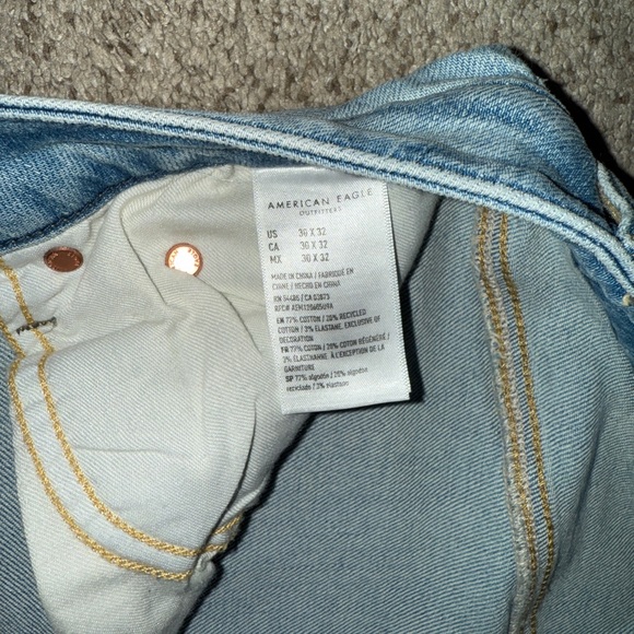 American Eagle Airflex + 30x32 Jeans - Picture 3 of 7